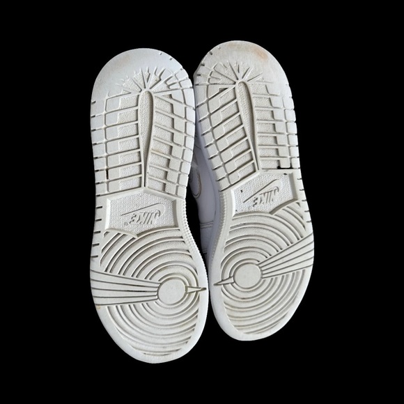 NIKE - Air Jordan 1 Mid - Picture 5 of 6